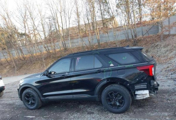 Ford Explorer cena 128000 przebieg: 3390, rok produkcji 2023 z Mikołajki małe 172